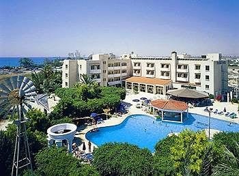 Crown Resorts Henipa