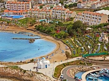 Myroandrou Beach Apartments